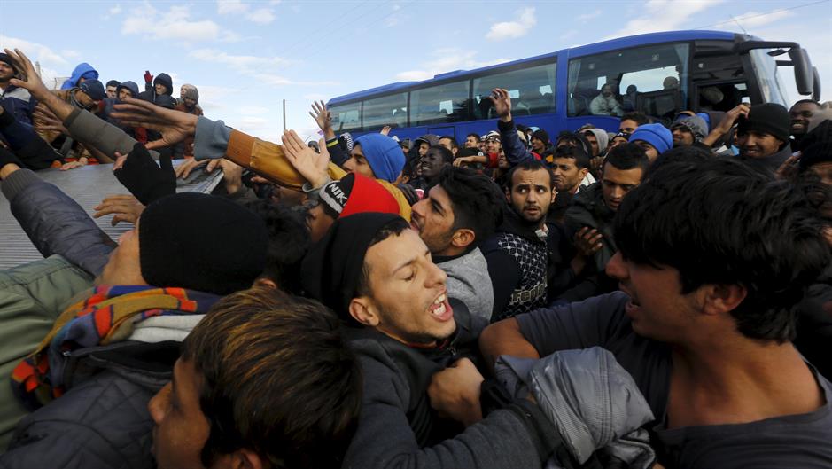 2015-11-28t154042z-951140777-gf20000077376-rtrmadp-3-europe-migrants-macedonia-50516.jpeg