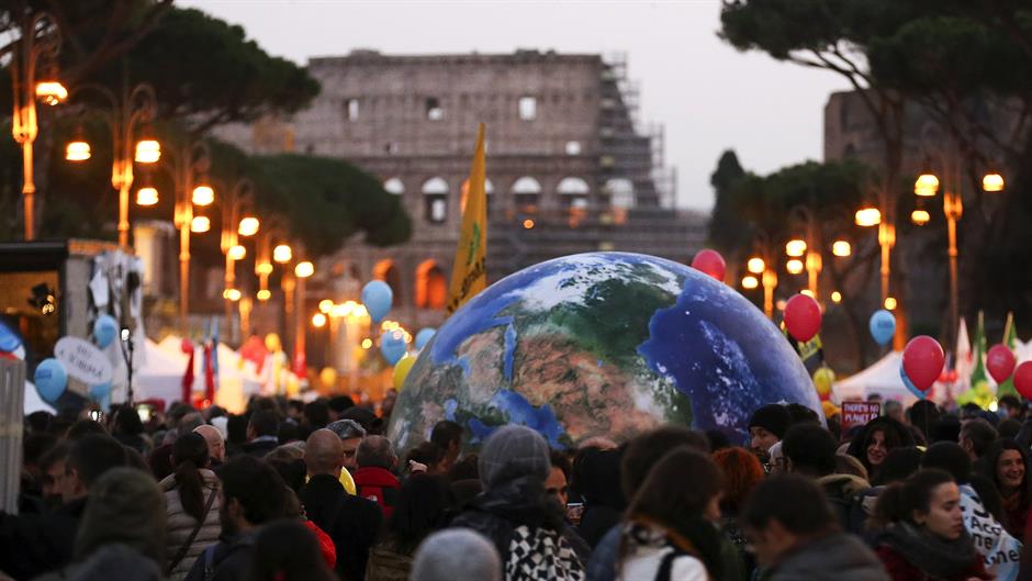 2015-11-29T222100Z_409770018_GF20000078782_RTRMADP_3_CLIMATECHANGE-SUMMIT