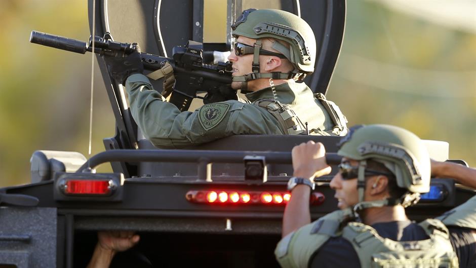 2015-12-03T012800Z_652537584_TB3EBC3042D91_RTRMADP_3_CALIFORNIA-SHOOTING