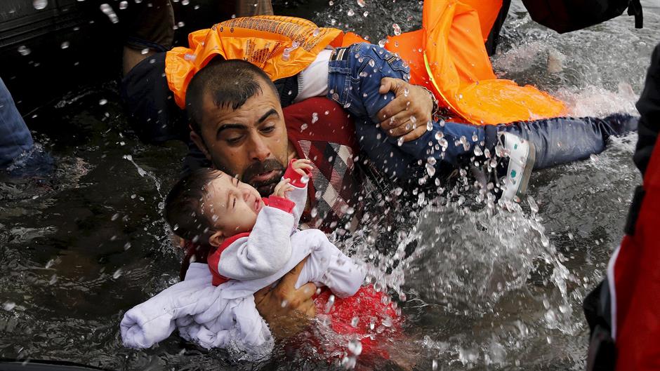 2015-12-03T110120Z_1786309288_GF20000082595_RTRMADP_3_MIGRANTS-YEARENDER-2015