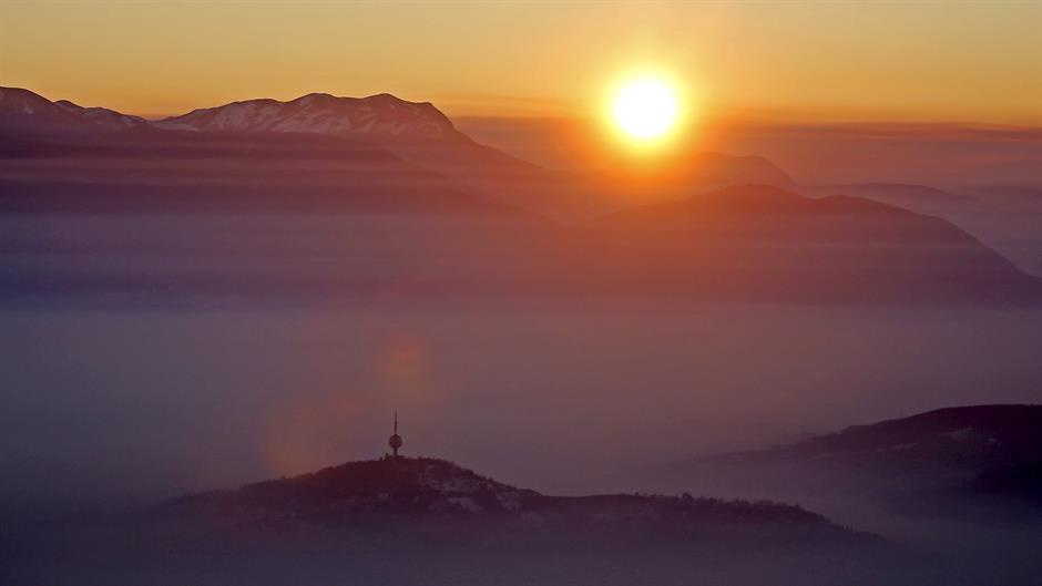 2015-12-28T173024Z_830366288_GF10000277466_RTRMADP_3_BOSNIA-POLUTION