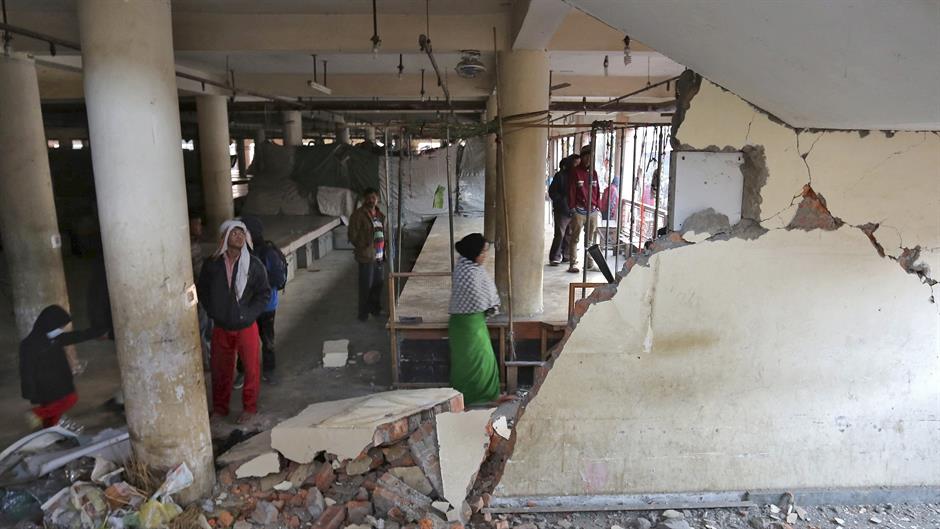 2016-01-04T053950Z_1330481403_GF10000281903_RTRMADP_3_QUAKE-INDIA