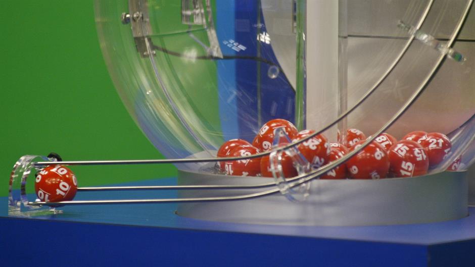 2016-01-14T045218Z_1023926180_TM3EC1D1TZ501_RTRMADP_3_USA-POWERBALL