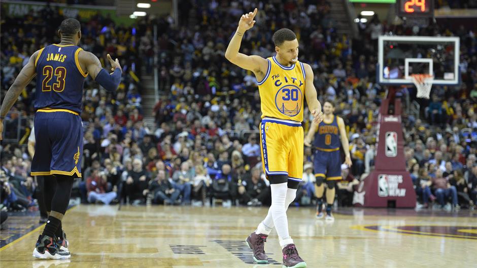 2016-01-19T040917Z_1435229350_NOCID_RTRMADP_3_NBA-GOLDEN-STATE-WARRIORS-AT-CLEVELAND-CAVALIERS