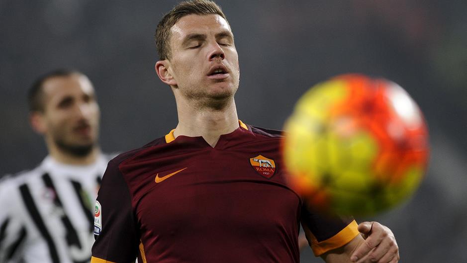 2016-01-24T202704Z_1503534616_GF20000105662_RTRMADP_3_SOCCER-ITALY