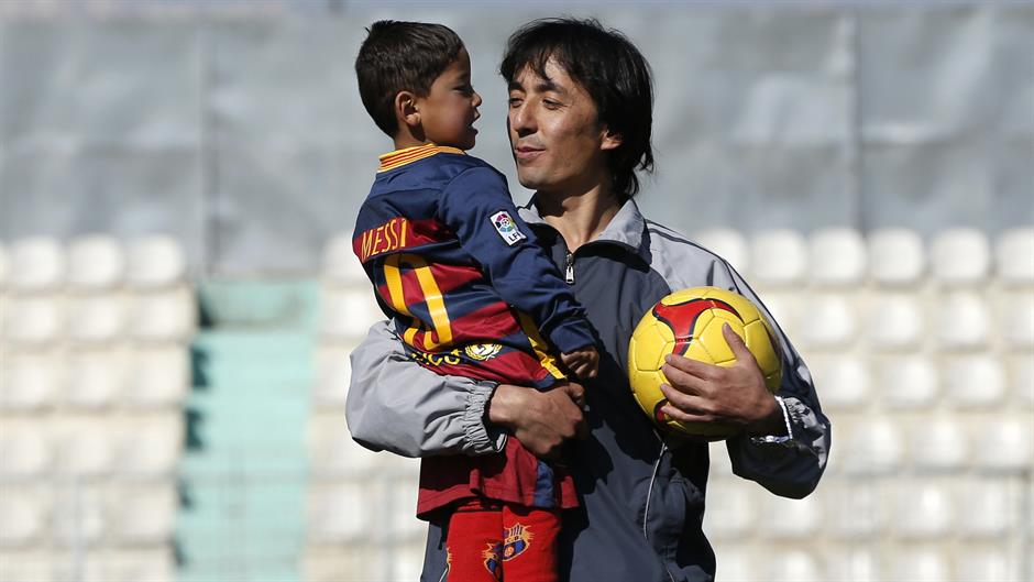 2016-02-02T090314Z_1709281113_D1BESKRKXMAA_RTRMADP_3_AFGHANISTAN-MESSI