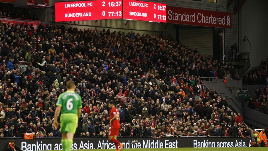 2016-02-06T164525Z_97778725_MT1ACI14270171_RTRMADP_3_SOCCER-ENGLAND-LIV-SUN