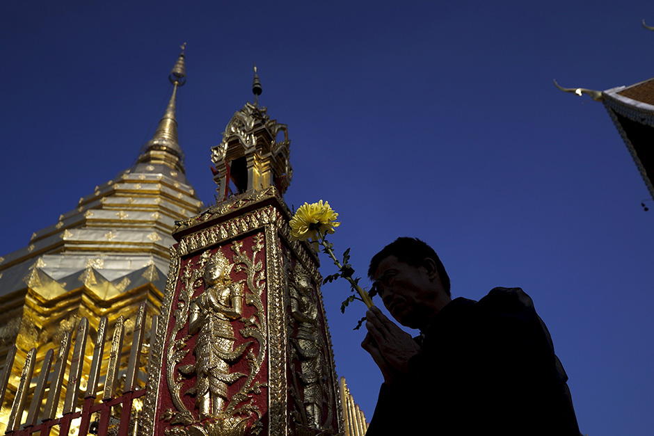 2016-02-22T034830Z_511360897_GF10000318224_RTRMADP_3_THAILAND-RELIGION