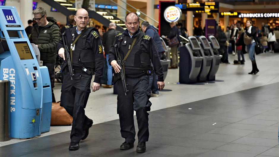 2016-03-22T103807Z_106956816_D1AESTYQBFAA_RTRMADP_3_BELGIUM-BLAST-NORDICS