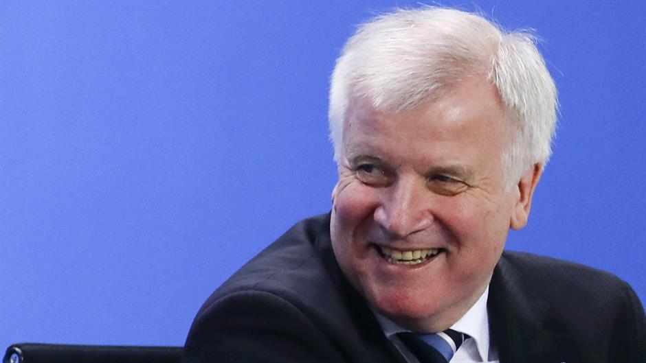 2016-04-14T110147Z_1777442194_LR1EC4E0UMO3X_RTRMADP_3_GERMANY-SECURITY