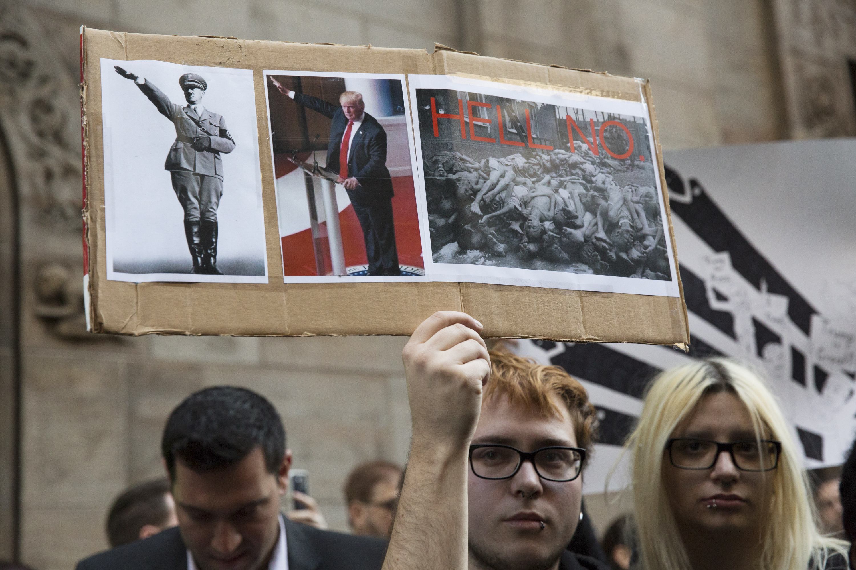 2016-04-15T014937Z_872257096_TM3EC4E1M0J01_RTRMADP_3_USA-ELECTION