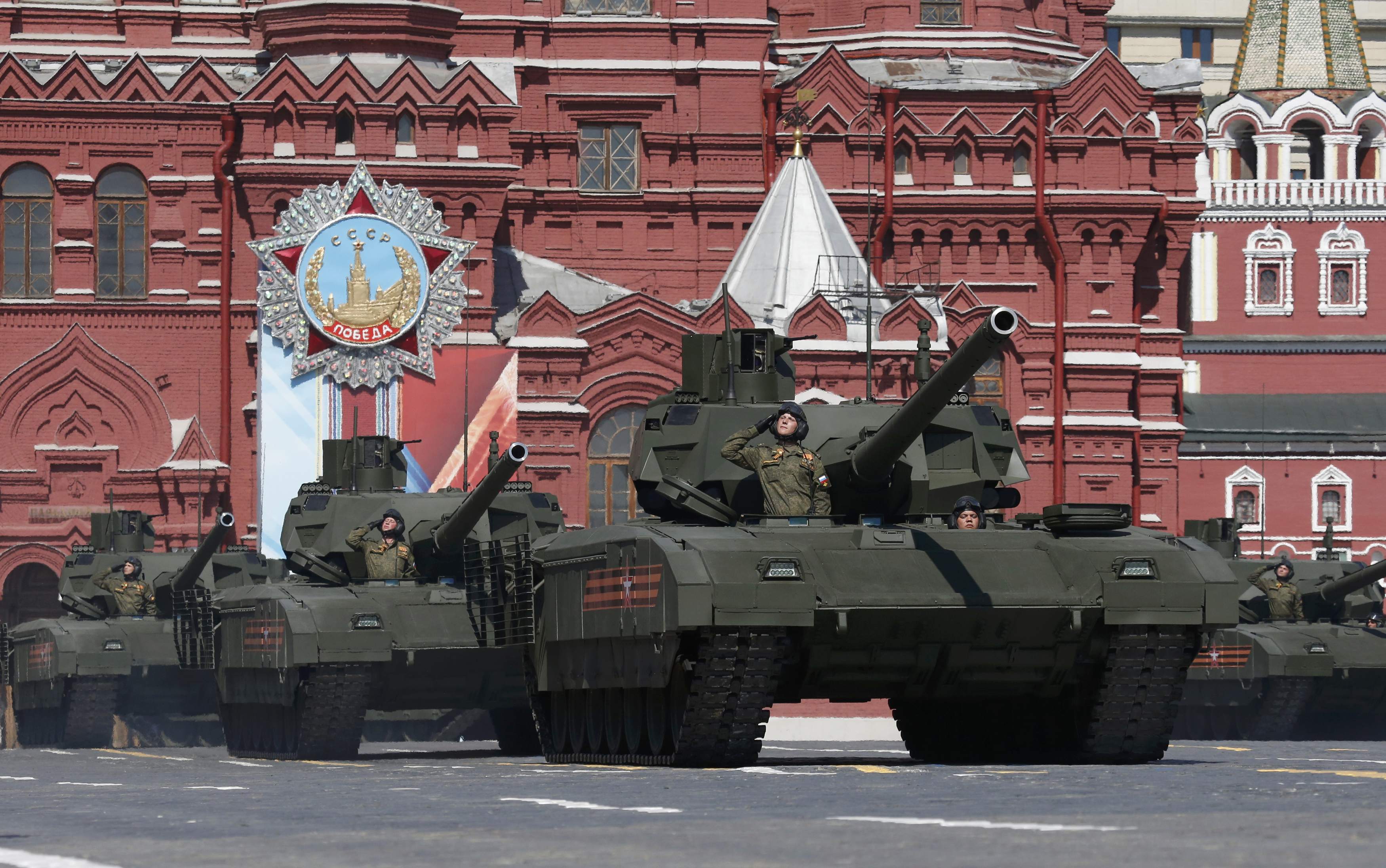 2016-05-09T075915Z_1910757246_LR1EC590M6G1N_RTRMADP_3_WW2-ANNIVERSARY-RUSSIA