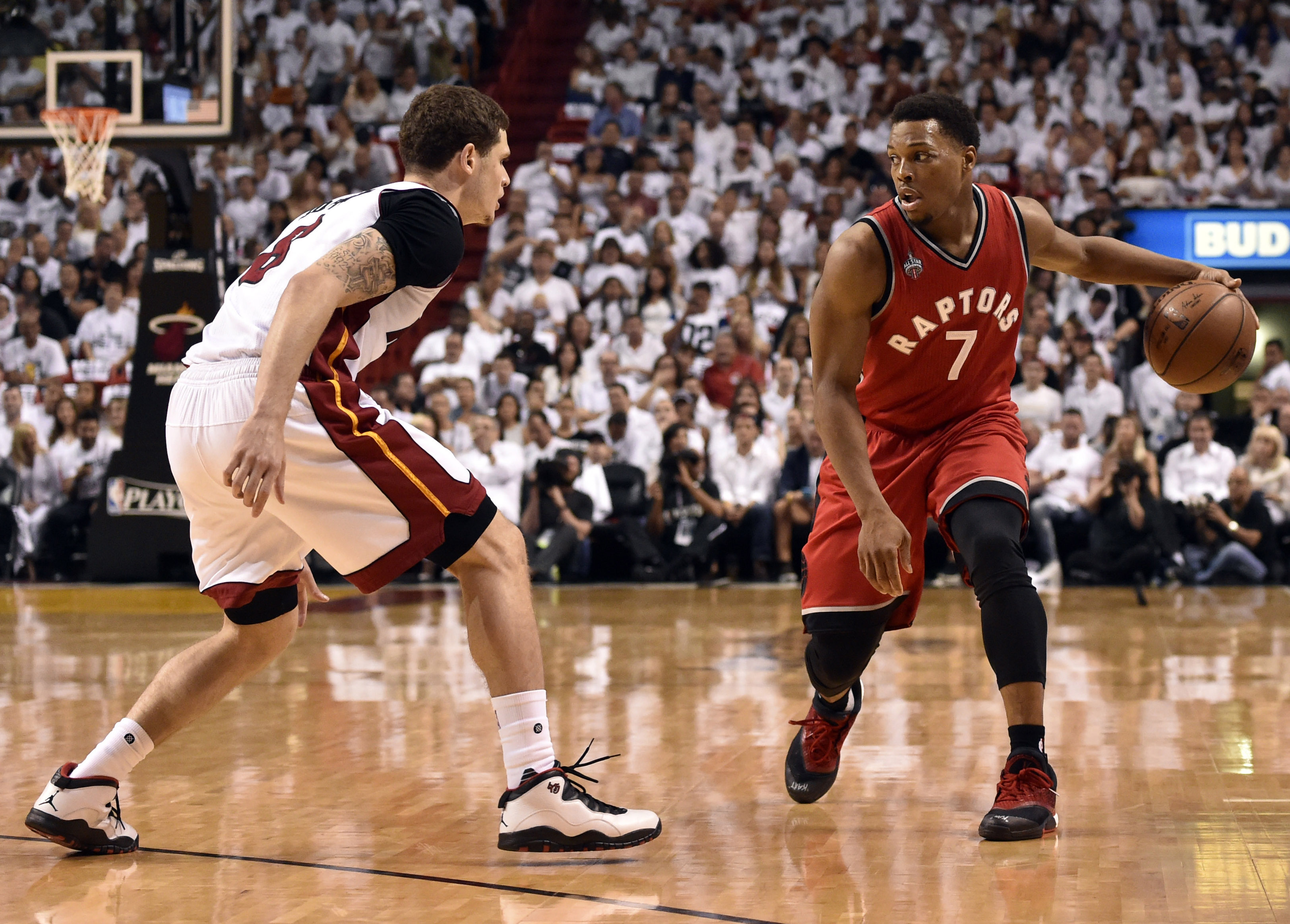 2016-05-14T010245Z_1876317063_NOCID_RTRMADP_3_NBA-PLAYOFFS-TORONTO-RAPTORS-AT-MIAMI-HEAT