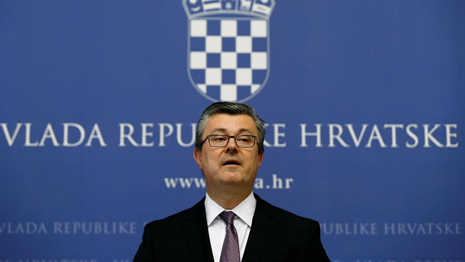 2016-06-03T123536Z_172373765_D1BETHTWQYAA_RTRMADP_3_CROATIA-GOVERNMENT