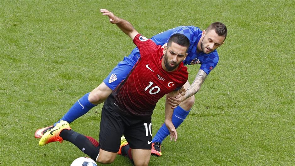 2016-06-12T131234Z_108738754_MT1ACI14433885_RTRMADP_3_SOCCER-EURO-TUR-CRO