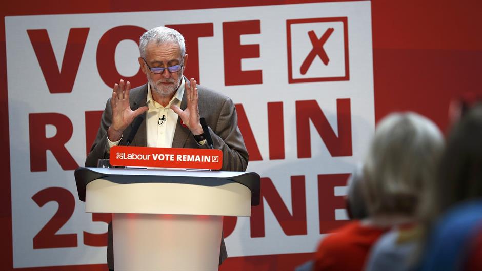 2016-06-21T102838Z_834264239_LR1EC6L0T3ET5_RTRMADP_3_BRITAIN-EU