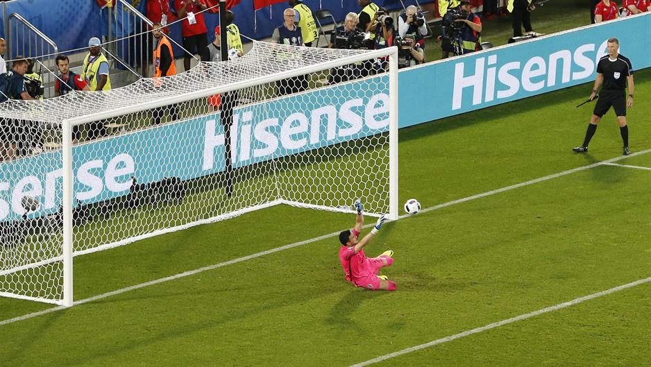 2016-06-21T203337Z_109542817_MT1ACI14449202_RTRMADP_3_SOCCER-EURO-CRO-ESP