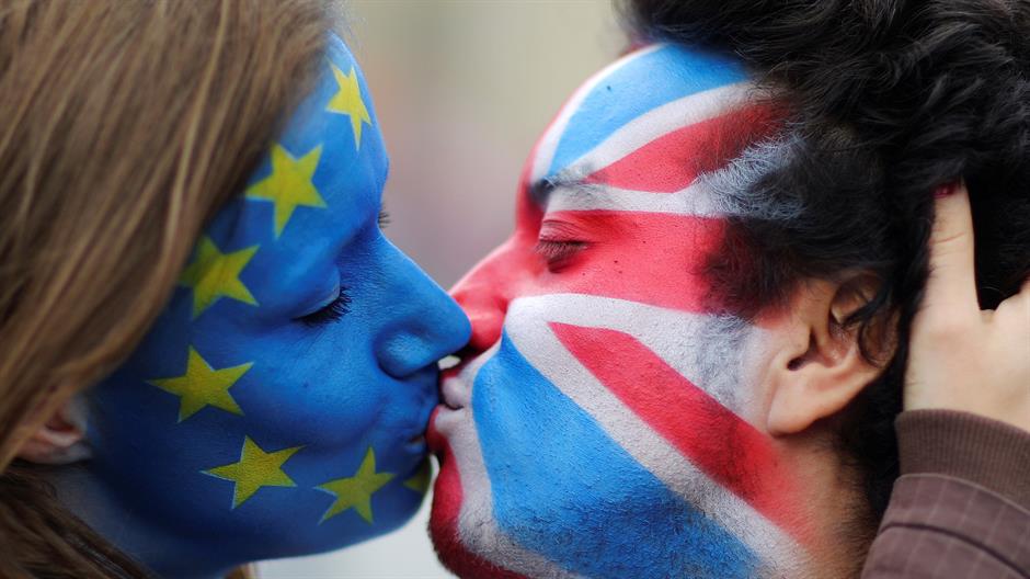 2016-06-23T224512Z_198267219_S1AETLQGZGAA_RTRMADP_3_BRITAIN-EU