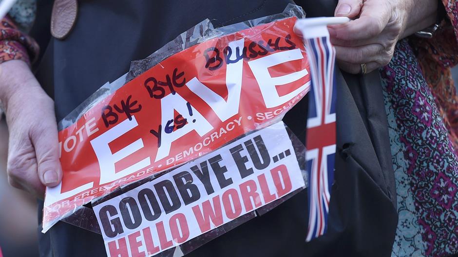 2016-06-24T062408Z_1078043662_LR1EC6O0HRYOO_RTRMADP_3_BRITAIN-EU