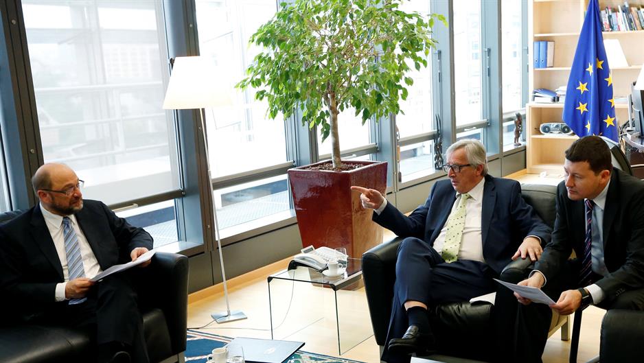 2016-06-24T110930Z_319175510_S1AETLSVAWAC_RTRMADP_3_BRITAIN-EU-REACTIONS