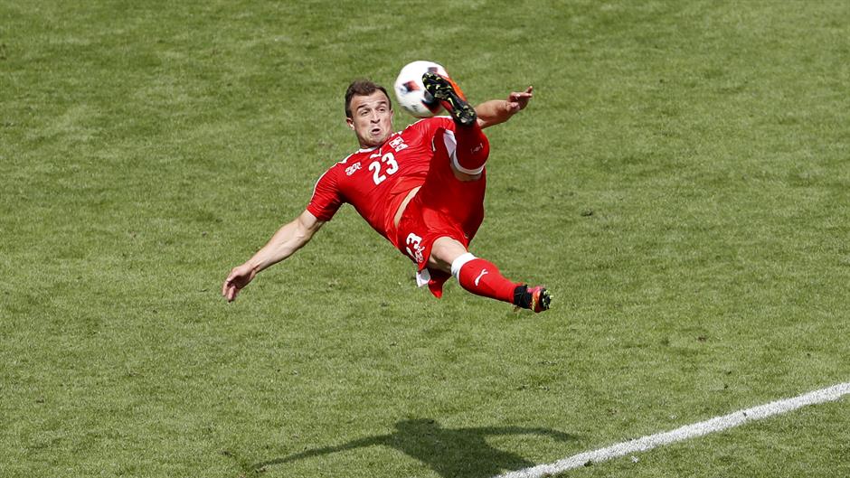 2016-06-25T144159Z_109867319_MT1ACI14454366_RTRMADP_3_SOCCER-EURO-SWI-POL