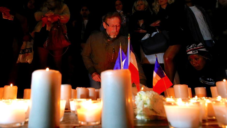 2016-07-15T101128Z_1326742873_D1BETPRVXOAA_RTRMADP_3_EUROPE-ATTACKS-NICE