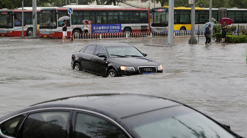 2016-07-20T084025Z_544222022_D1BETQQCWVAA_RTRMADP_3_CHINA-FLOODS