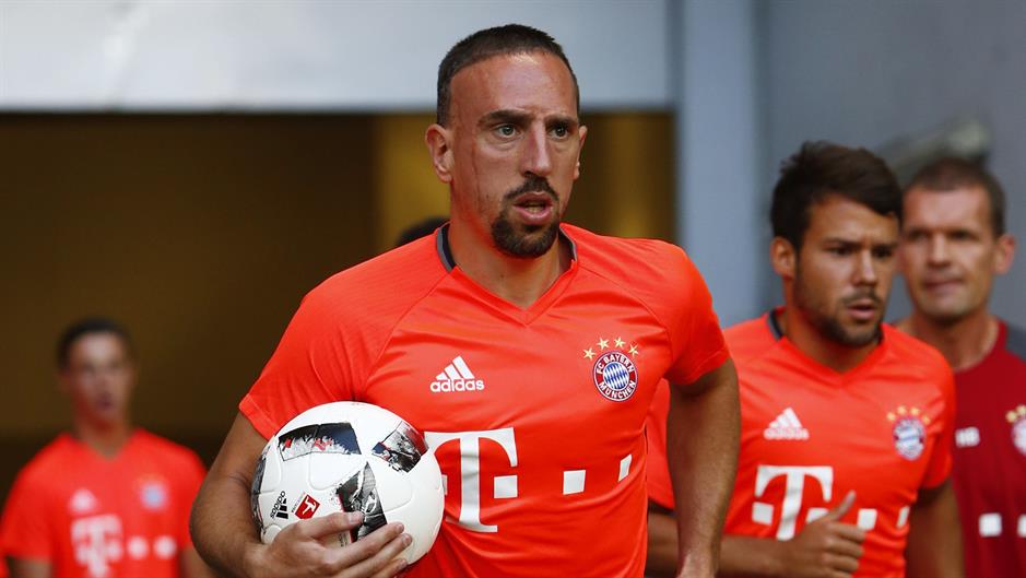 2016-07-20T183830Z_112041510_MT1ACI14484059_RTRMADP_3_SOCCER-FRIENDLY-BAY-MCI