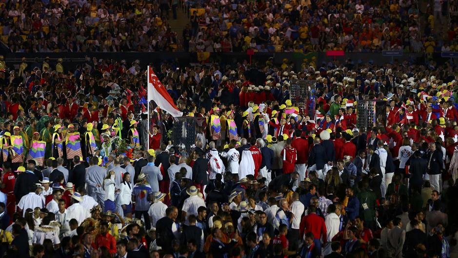 2016-08-06T121914Z_92912580_RIOEC860Y7J1X_RTRMADP_3_OLYMPICS-RIO-OPENING