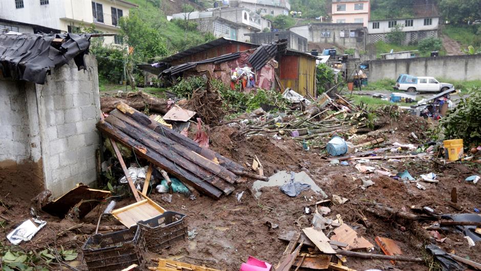 2016-08-08T001341Z_1795429027_S1BETUDUHXAA_RTRMADP_3_STORM-EARL