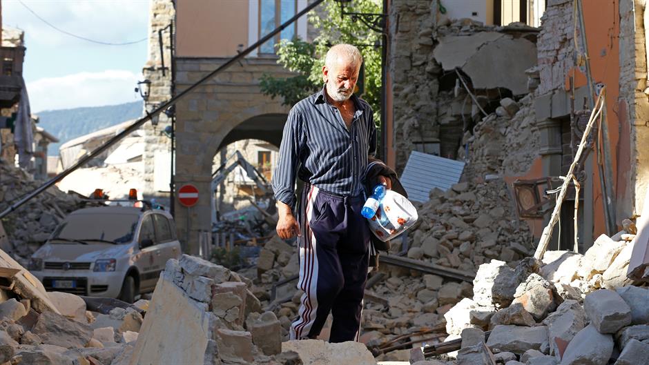 2016-08-24T160353Z_2106985709_S1BETXHRPXAA_RTRMADP_3_ITALY-QUAKE