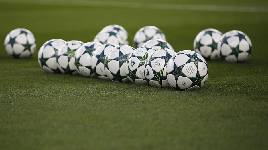 2016-09-13T180002Z_116791202_MT1ACI14608069_RTRMADP_3_SOCCER-CHAMPIONS-FCB-CEL