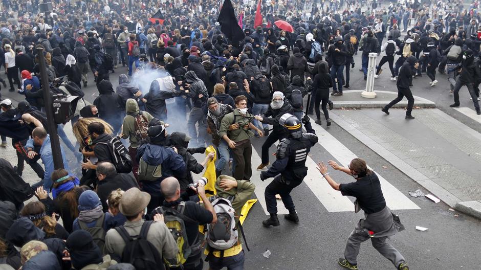 2016-09-15T151542Z_1578582628_LR1EC9F16DV9Q_RTRMADP_3_FRANCE-POLITICS-PROTESTS