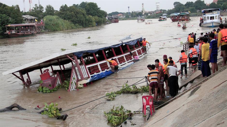 2016-09-18T140320Z_274465160_S1BEUCAEEQAA_RTRMADP_3_THAILAND-BOAT