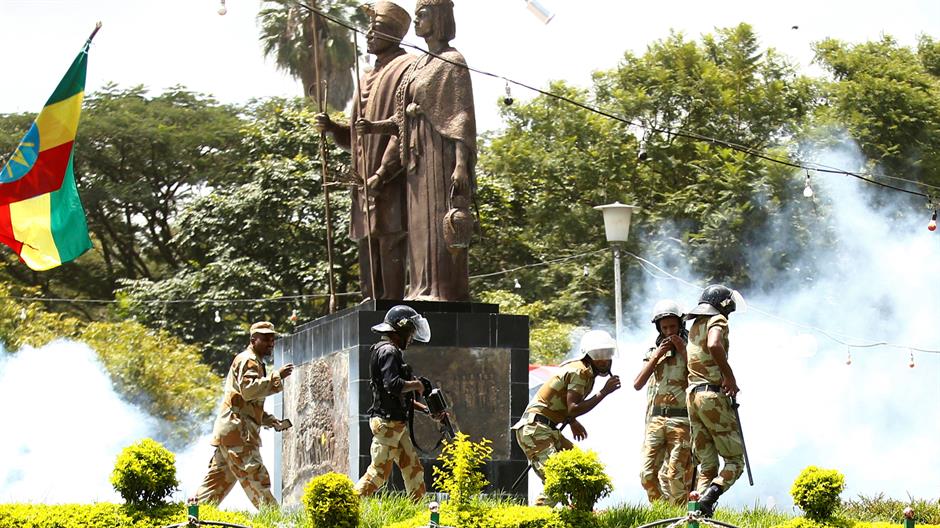 2016-10-02T125720Z_913995230_S1BEUEQTRKAA_RTRMADP_3_ETHIOPIA-PROTESTS-CASUALTIES