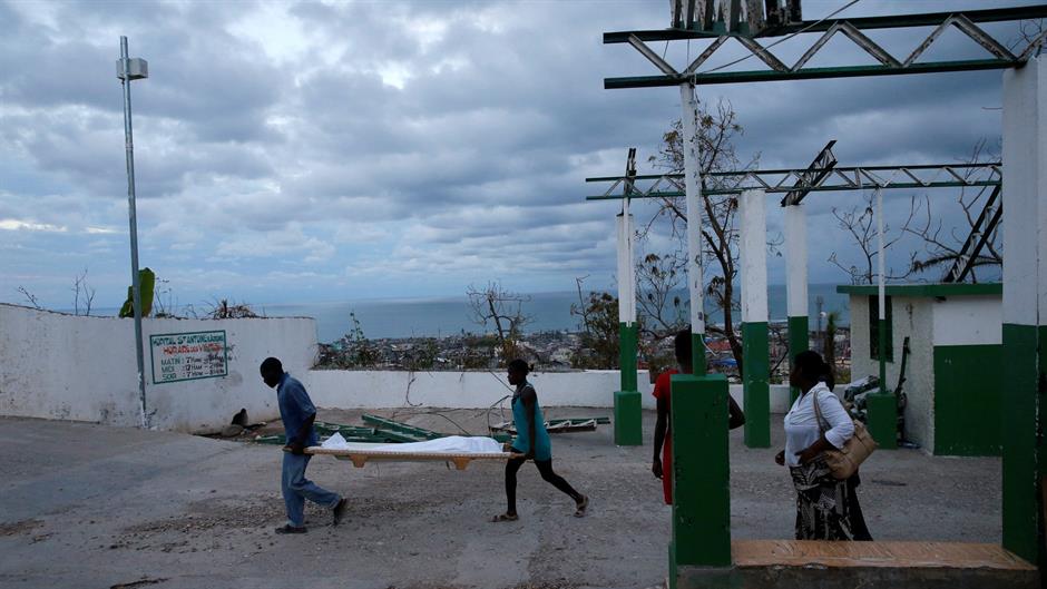 2016-10-19T035941Z_462716673_D1BEUHUMSZAA_RTRMADP_3_STORM-MATTHEW