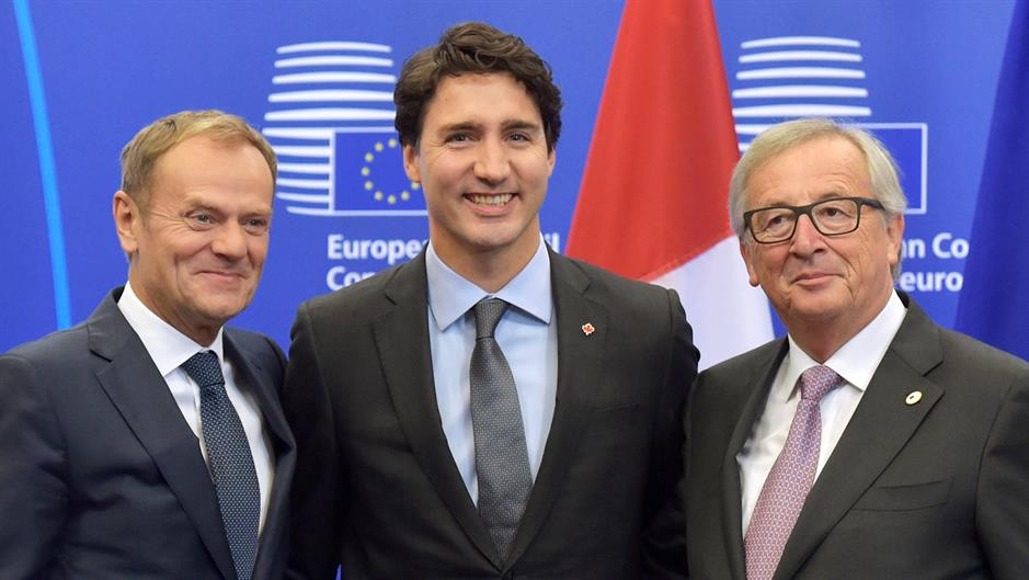 2016-10-30T114923Z_760086058_S1BEUJYEITAA_RTRMADP_3_EU-CANADA-TRADE
