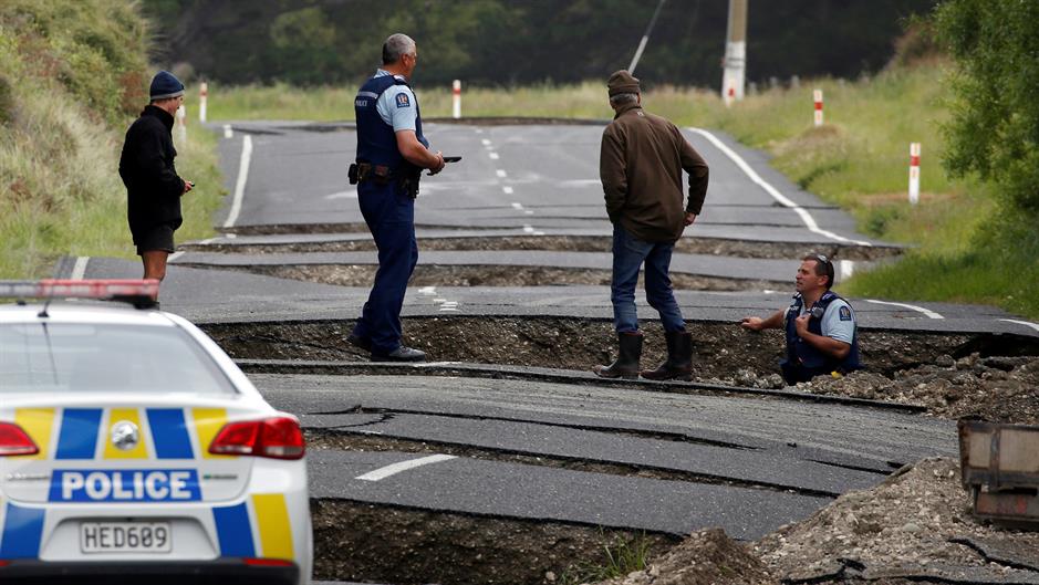2016-11-13T234750Z_1099691670_S1BEUMRLLUAA_RTRMADP_3_QUAKE-NEWZEALAND