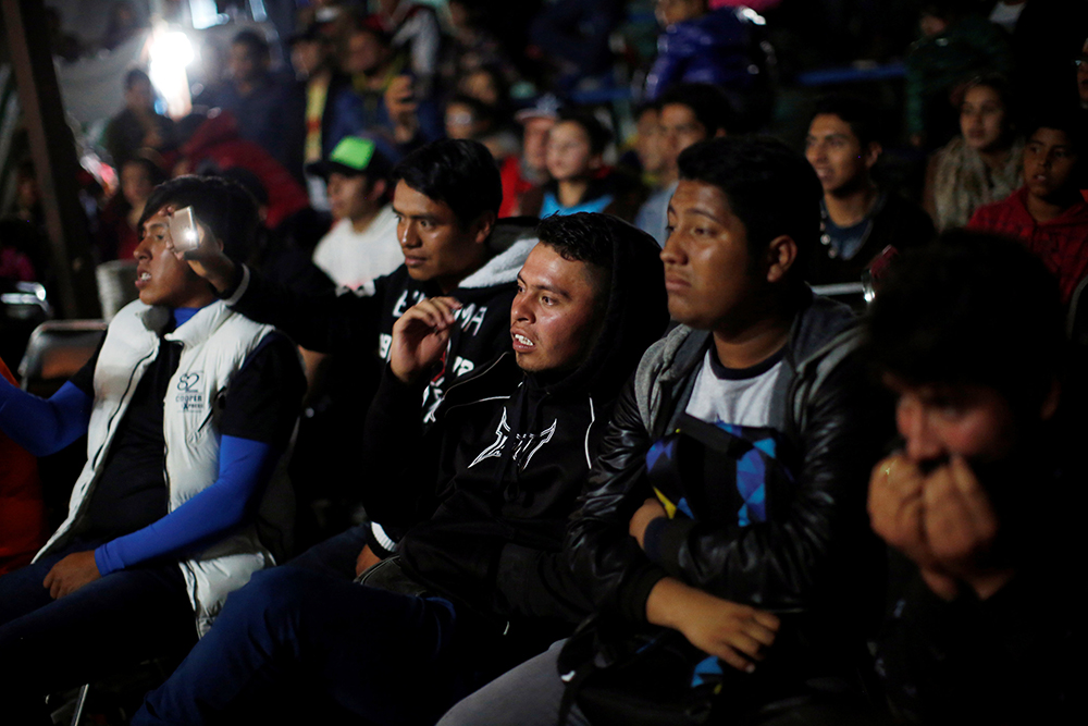 2016-11-18T142824Z_1638089913_D1BEUNOCWEAD_RTRMADP_3_MEXICO-WRESTLING