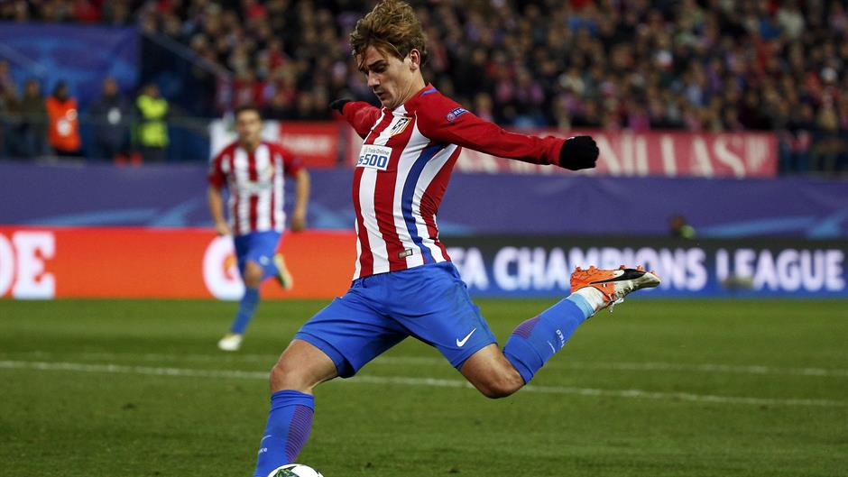 2016-11-23T212420Z_941952829_LR1ECBN1NG8BX_RTRMADP_3_SOCCER-CHAMPIONS-ATM-PSV