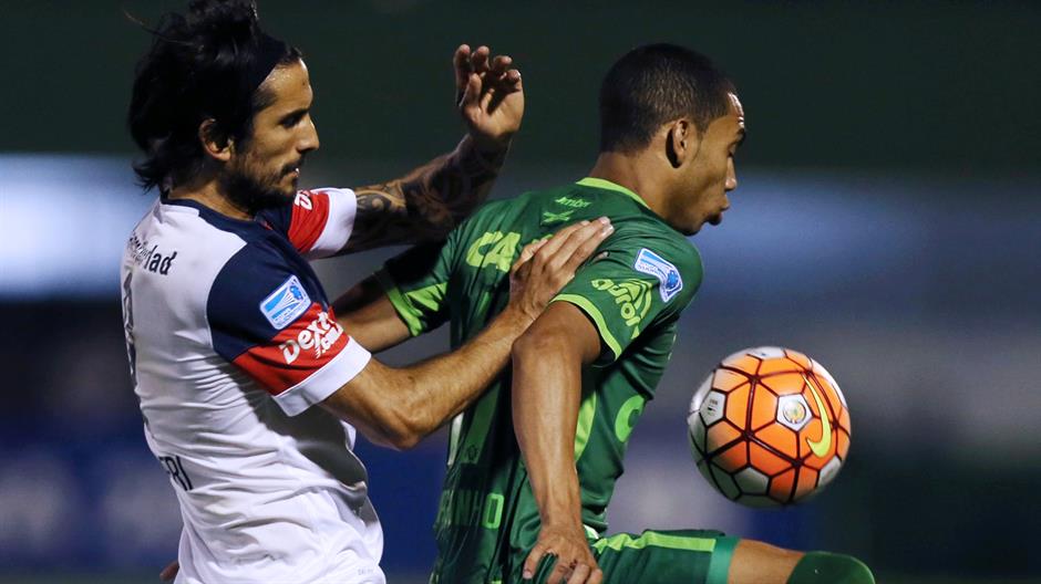 2016-11-24T001417Z_201388622_S1AEUOORXPAA_RTRMADP_3_SOCCER-SUDAMERICANA