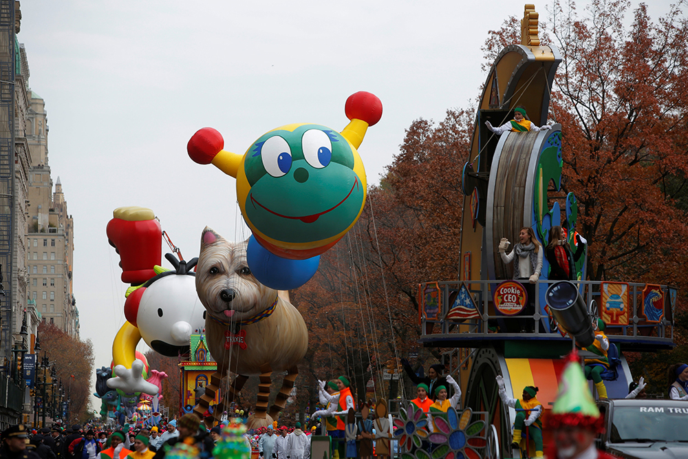 2016-11-24T191151Z_1387473950_S1AEUOSOWTAA_RTRMADP_3_USA-THANKSGIVING-PARADE