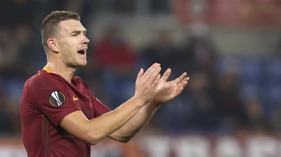 2016-11-24T203107Z_354250919_LR1ECBO1KZKQQ_RTRMADP_3_SOCCER-EUROPA-ROM-VPZ