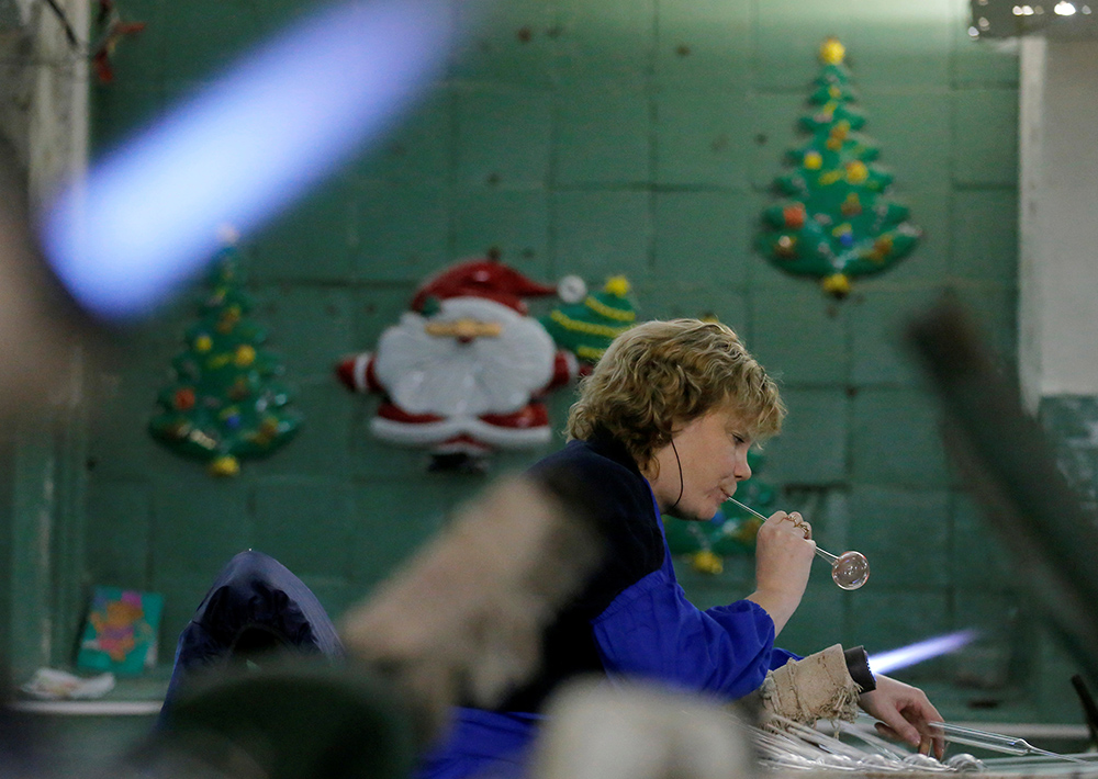 REUTERS/Maxim Zmeyev