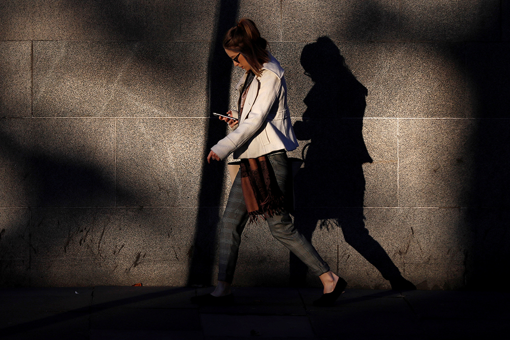 2016-12-01T124142Z_646981145_RC154AEF15C0_RTRMADP_3_NOKIA-CORP-SMARTPHONE