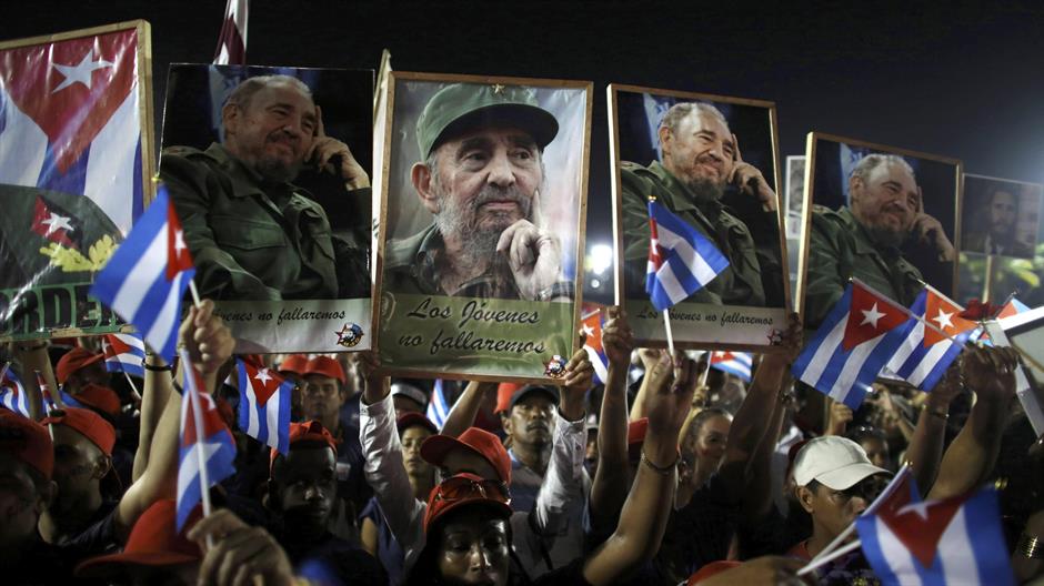 2016-12-04T021213Z_1484807098_HT1ECC4063WCO_RTRMADP_3_CUBA-CASTRO