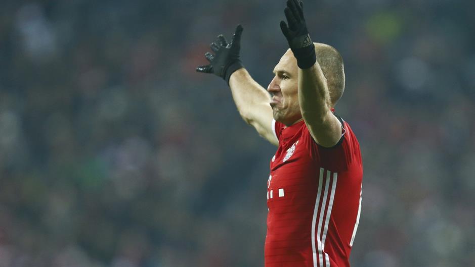 2016-12-06T211153Z_1581462003_LR1ECC61MVIQX_RTRMADP_3_SOCCER-CHAMPIONS-BAY-ATM