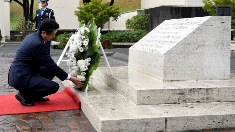 2016-12-27T172907Z_1_MTZGRQECCRUTWVQO_RTRFIPP_0_USA-JAPAN