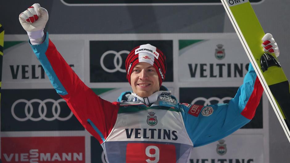 2016-12-30T175903Z_1415934558_LR1ECCU1DY4JJ_RTRMADP_3_SKIJUMPING-4HILLS