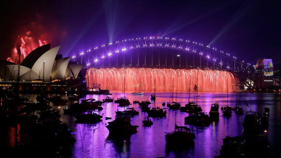 2016-12-31T104705Z_1005549759_RC1F9F874980_RTRMADP_3_NEW-YEAR-AUSTRALIA